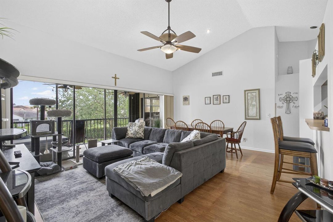 11-web-or-mls-BS1A2131
