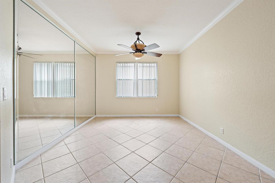 144 Berenger Walk-9