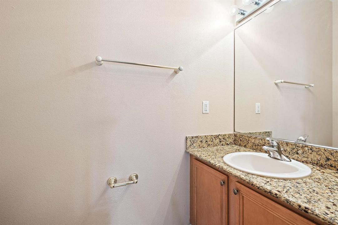 144 Berenger Walk-11