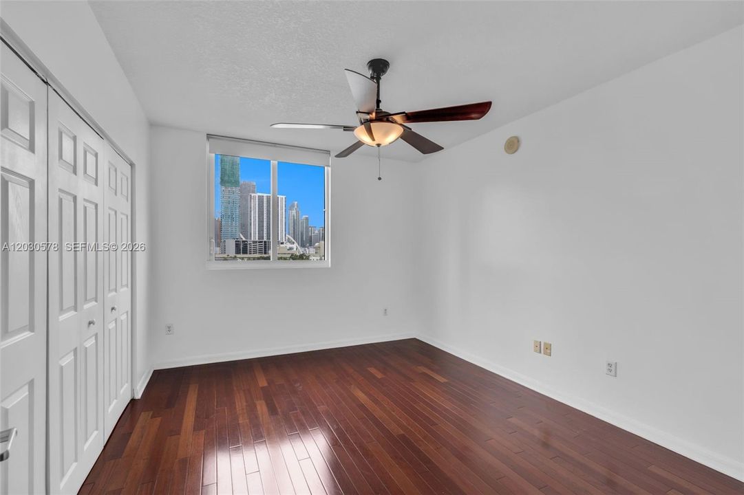 Activo con contrato: $314,999 (1 camas, 1 baños, 749 Pies cuadrados)