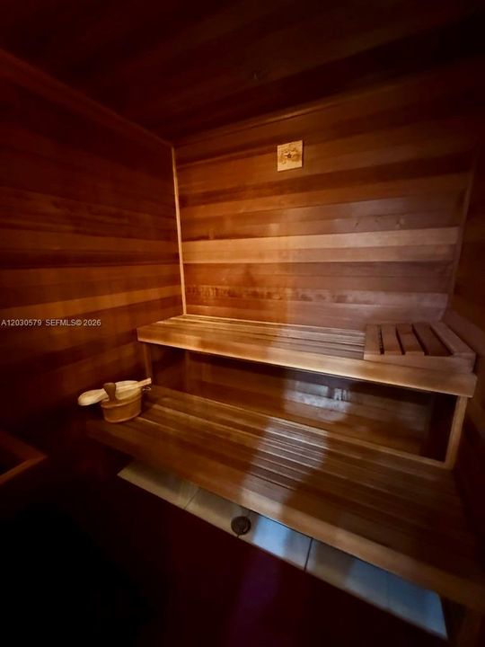 На продажу: $799,000 (3 спален, 2 ванн, 2143 Квадратных фут)
