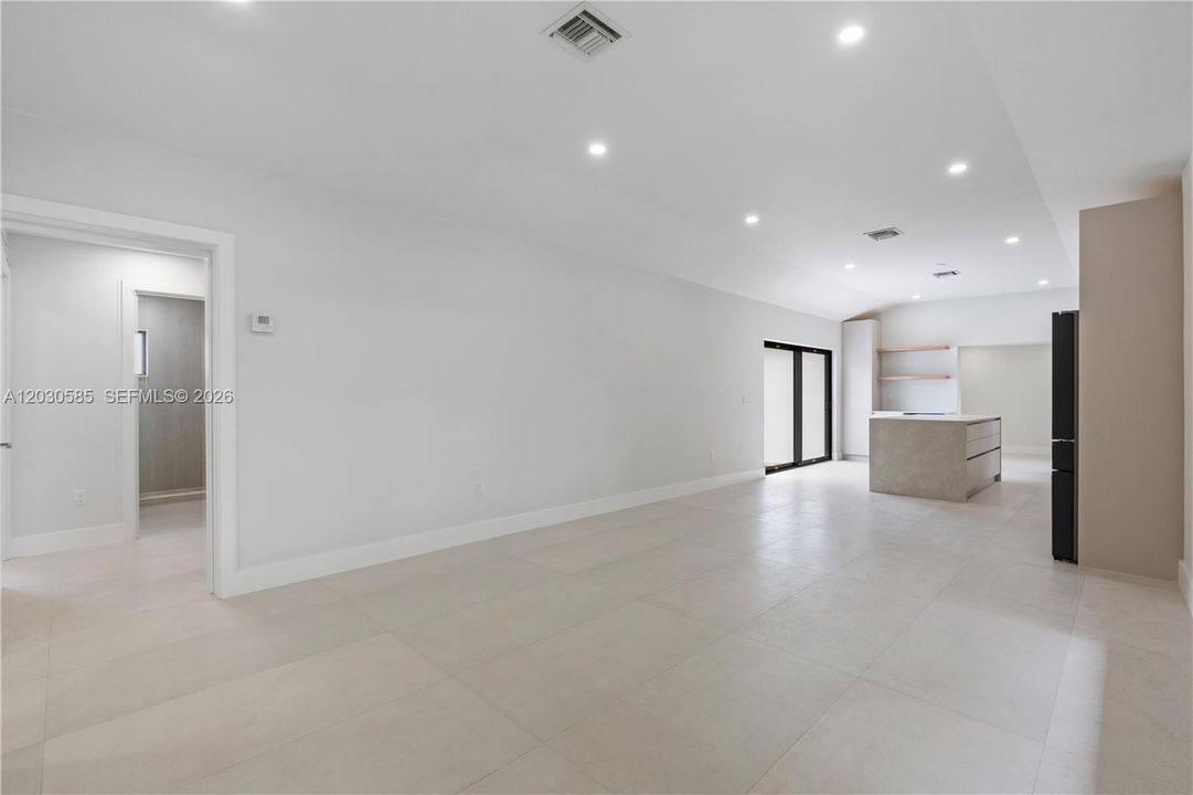 For Sale: $1,680,000 (4 beds, 3 baths, 1681 Square Feet)