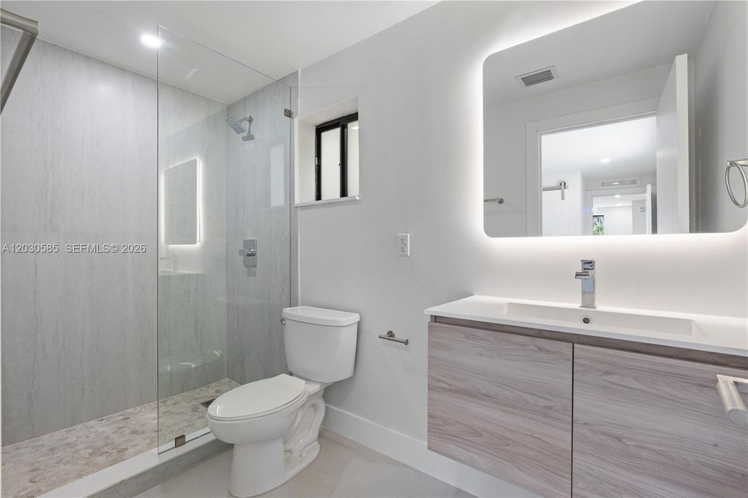 For Sale: $1,680,000 (4 beds, 3 baths, 1681 Square Feet)