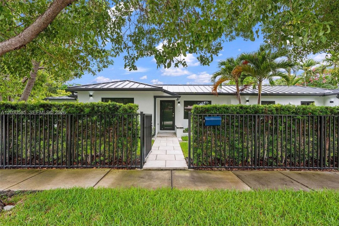 For Sale: $1,680,000 (4 beds, 3 baths, 1681 Square Feet)
