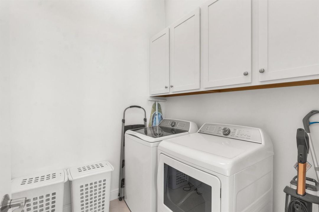 5357 St Armands Way-34