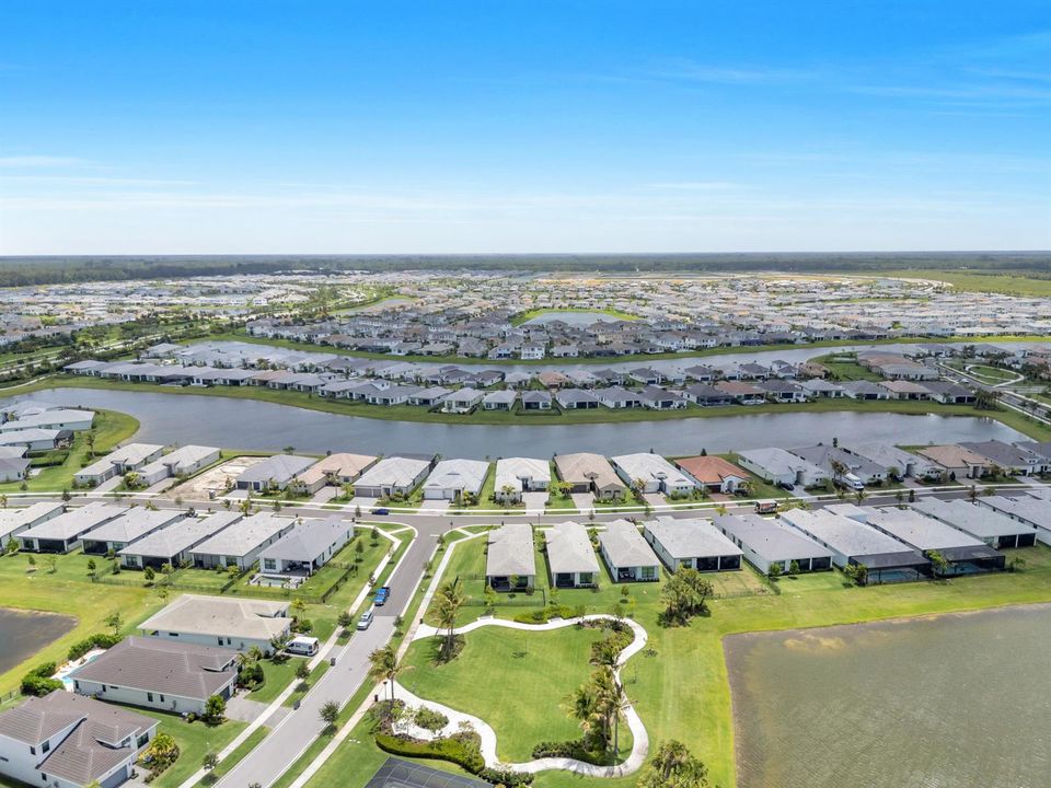 5357 St Armands Way-11