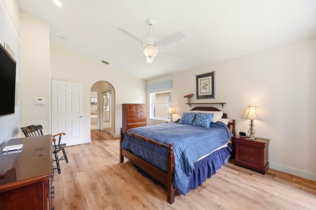 5081 Glenville Dr - Master Bed 3
