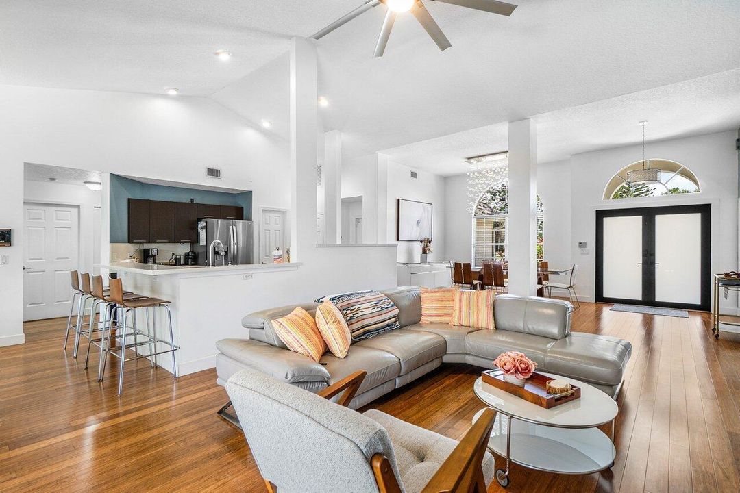 007-2470SandstoneCourt-Wellington-FL-334