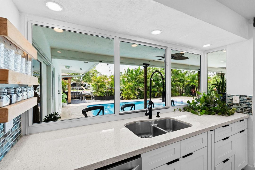 21-web-or-mls-A7407797
