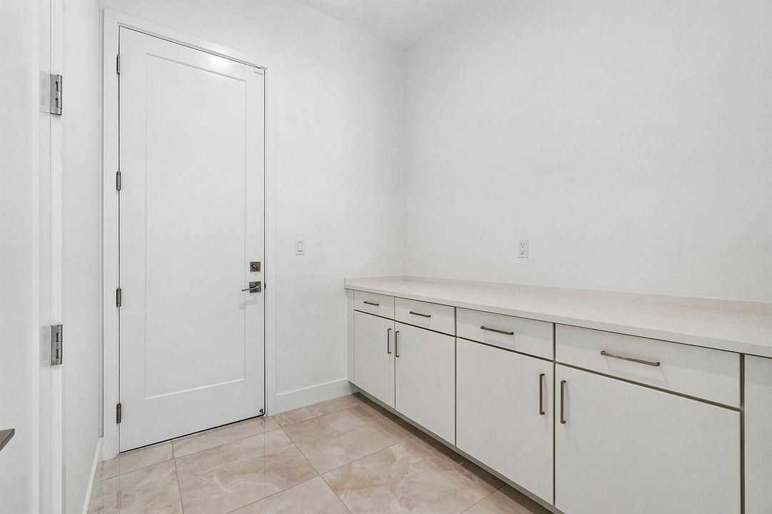 021-9241SunflowerMeadowRoad-BocaRaton-FL