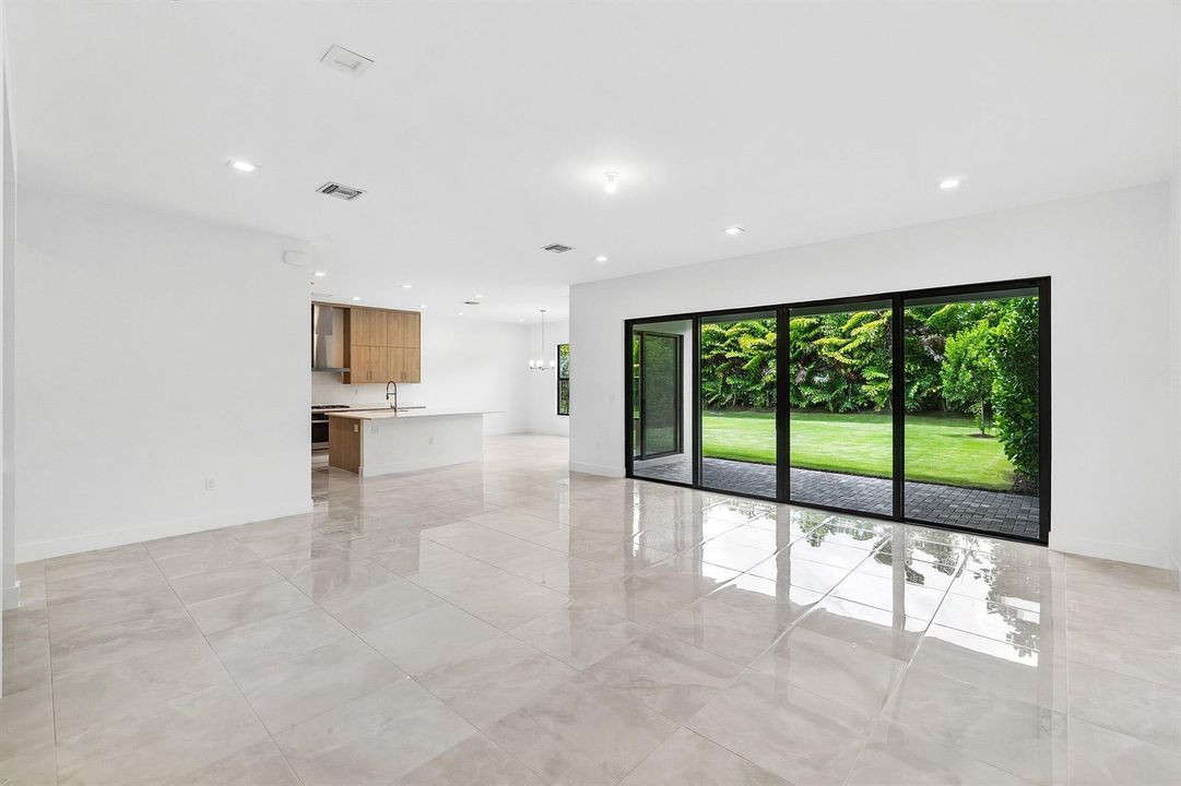 005-9241SunflowerMeadowRoad-BocaRaton-FL