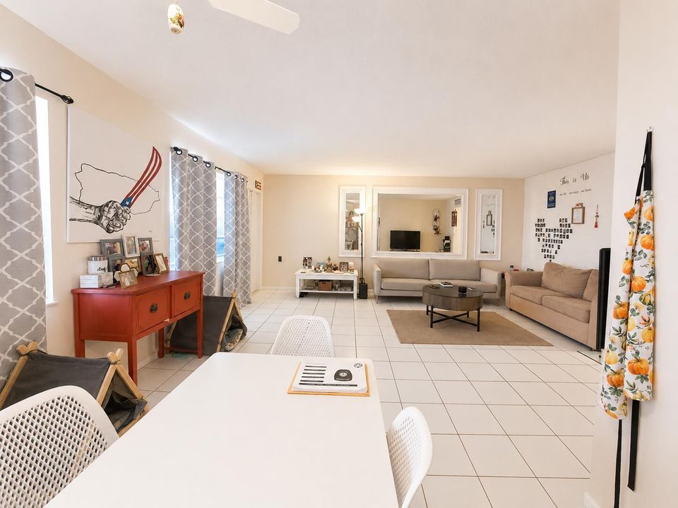 5203 NE 24 Terr, chat living and dining2