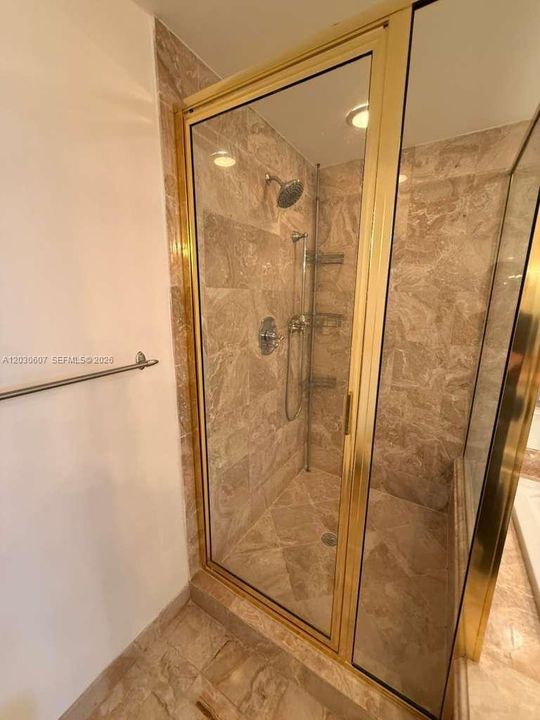 En Renta: $10,400 (3 camas, 3 baños, 1750 Pies cuadrados)