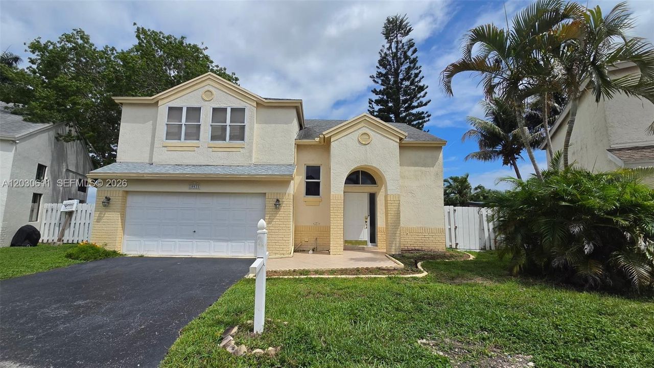 Active With Contract: $399,000 (3 beds, 2 baths, 1568 Square Feet)
