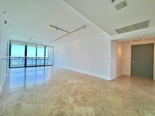 For Rent: $4,000 (2 beds, 2 baths, 1174 Square Feet)