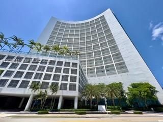 For Rent: $4,000 (2 beds, 2 baths, 1174 Square Feet)