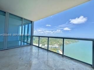 For Rent: $4,000 (2 beds, 2 baths, 1174 Square Feet)