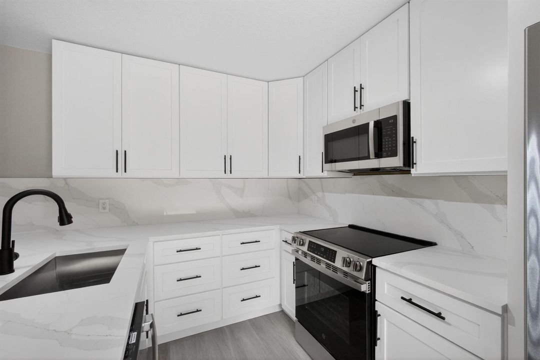 13-web-or-mls-5D1A3429