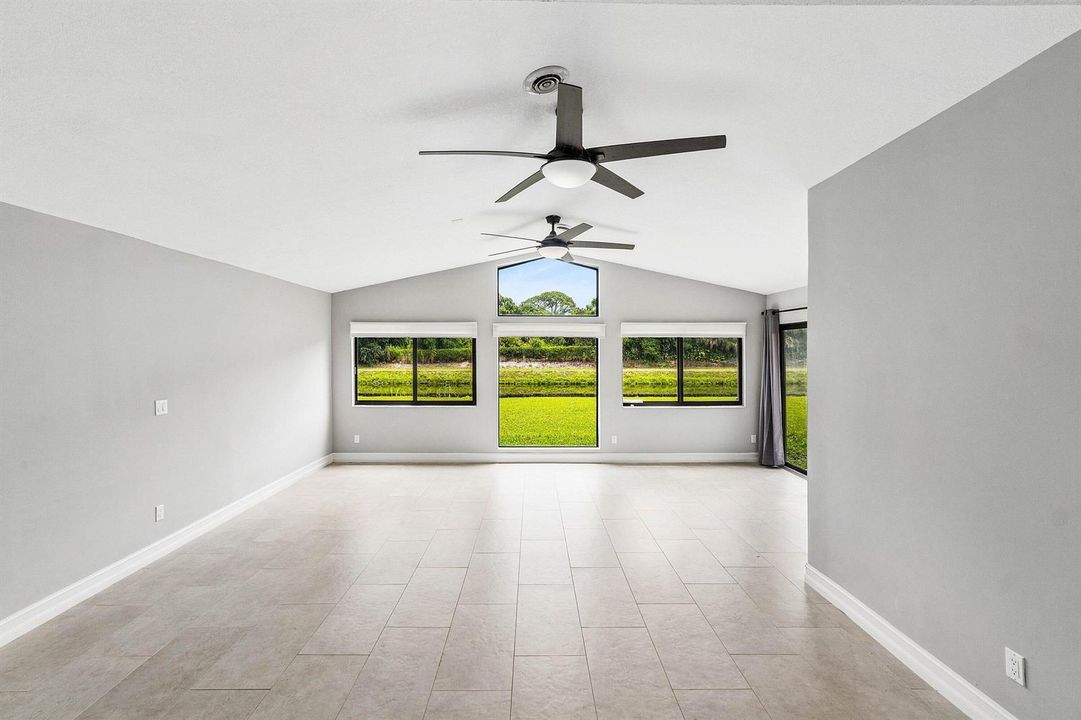 012-120MayfairLane-BoyntonBeach-FL-33426