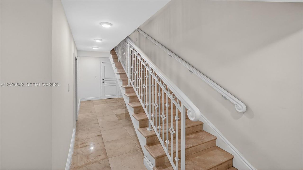 For Rent: $150,000 (9 beds, 8 baths, 10964 Square Feet)