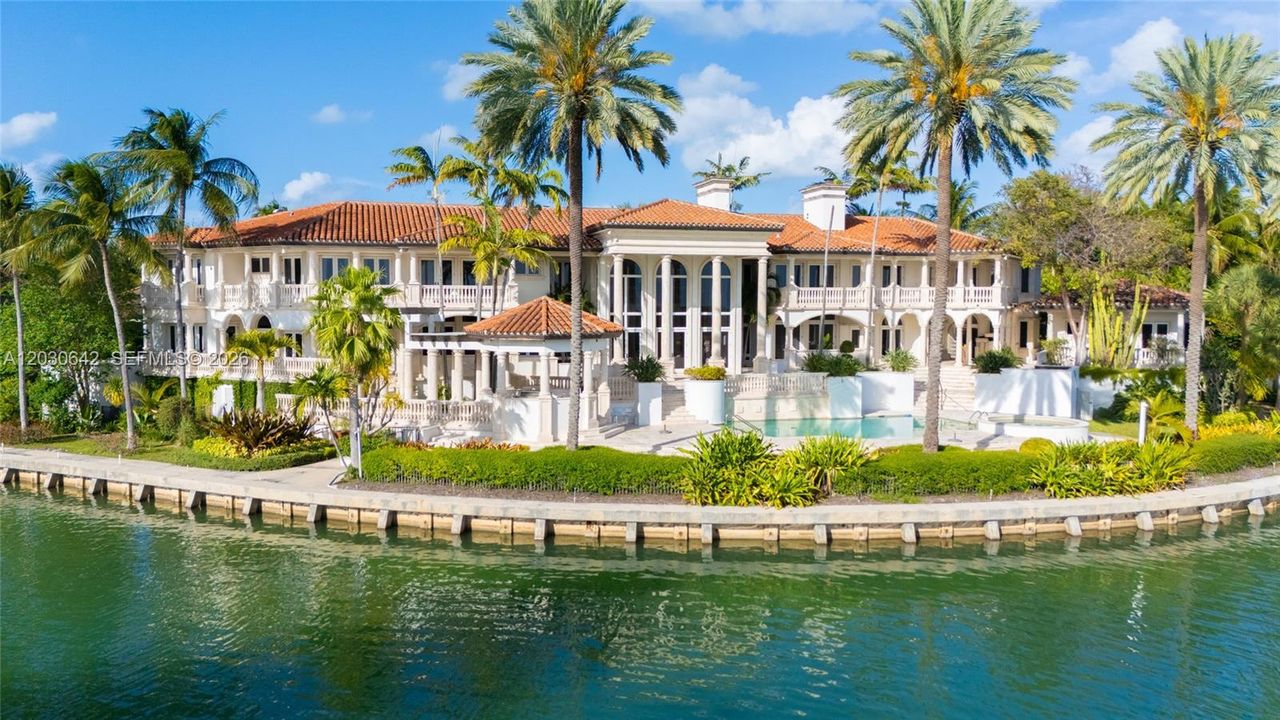 For Rent: $150,000 (9 beds, 8 baths, 10964 Square Feet)