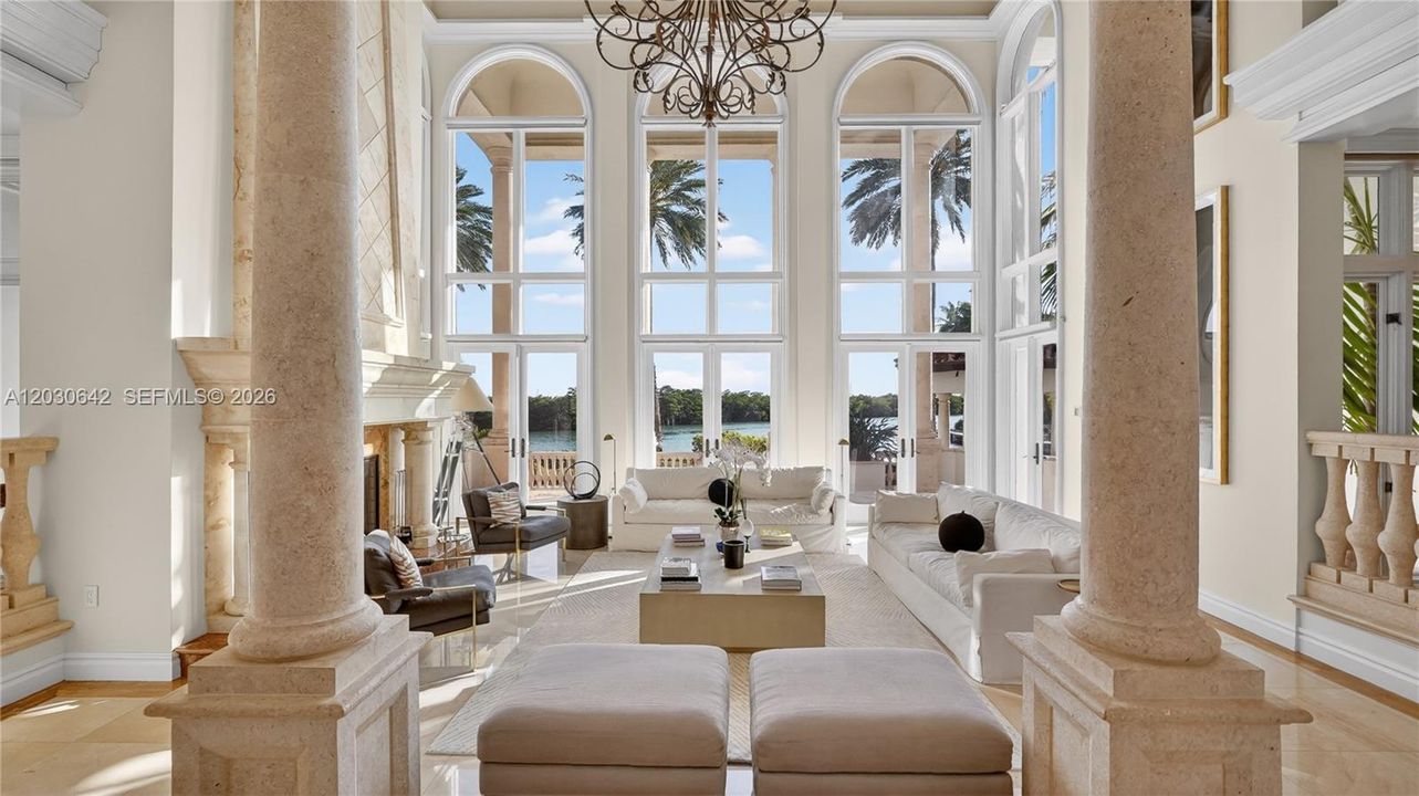 For Rent: $150,000 (9 beds, 8 baths, 10964 Square Feet)