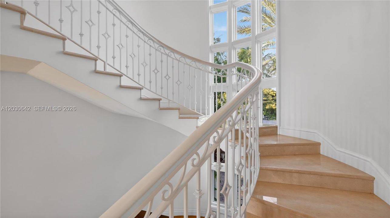 For Rent: $150,000 (9 beds, 8 baths, 10964 Square Feet)