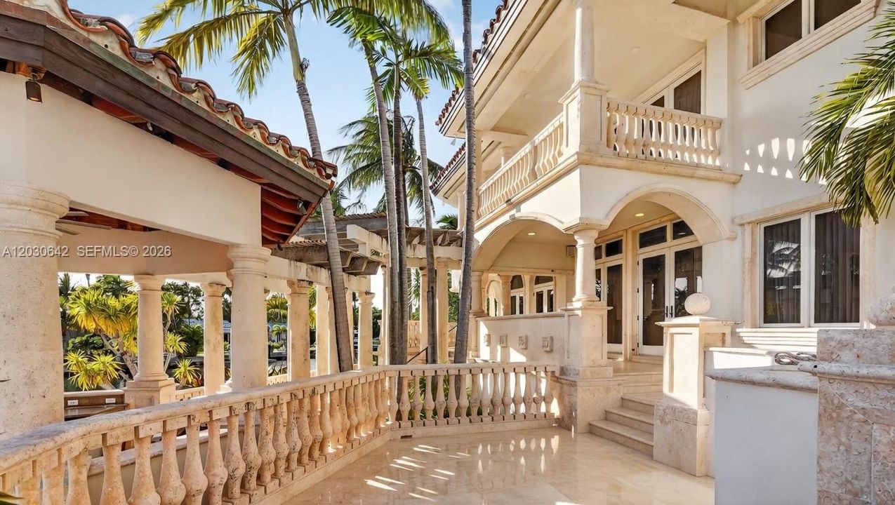 For Rent: $150,000 (9 beds, 8 baths, 10964 Square Feet)