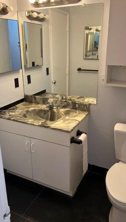 For Sale: $175,000 (2 beds, 1 baths, 1065 Square Feet)