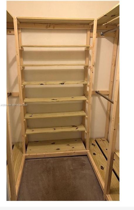 For Sale: $175,000 (2 beds, 1 baths, 1065 Square Feet)