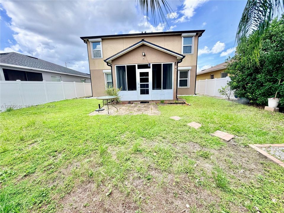 Active With Contract: $2,450 (4 beds, 2 baths, 0 Square Feet)