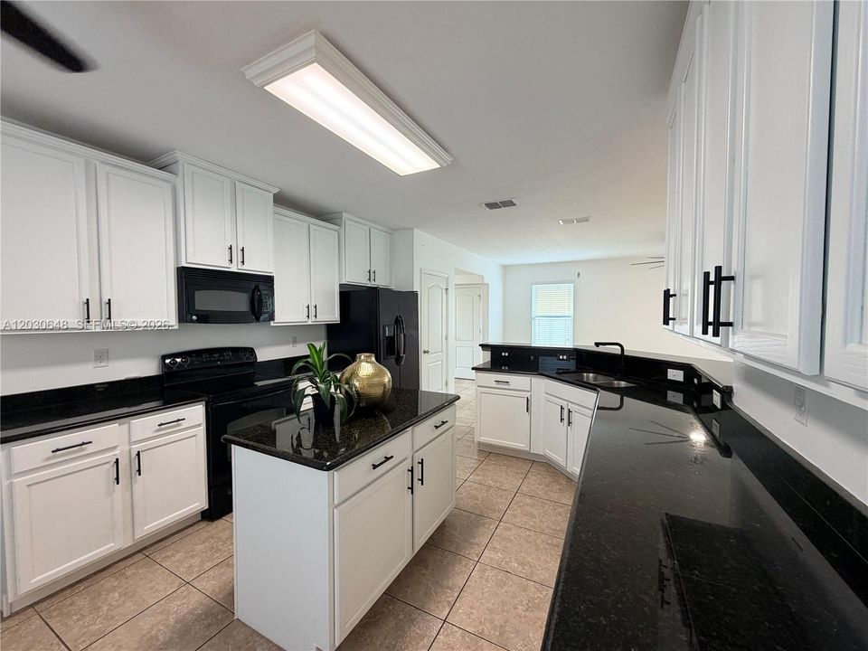 Active With Contract: $2,450 (4 beds, 2 baths, 0 Square Feet)