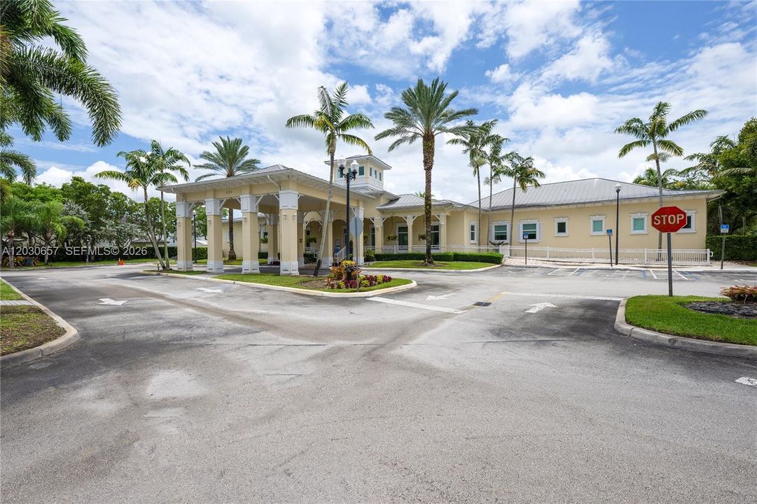 For Sale: $239,990 (3 beds, 2 baths, 1325 Square Feet)