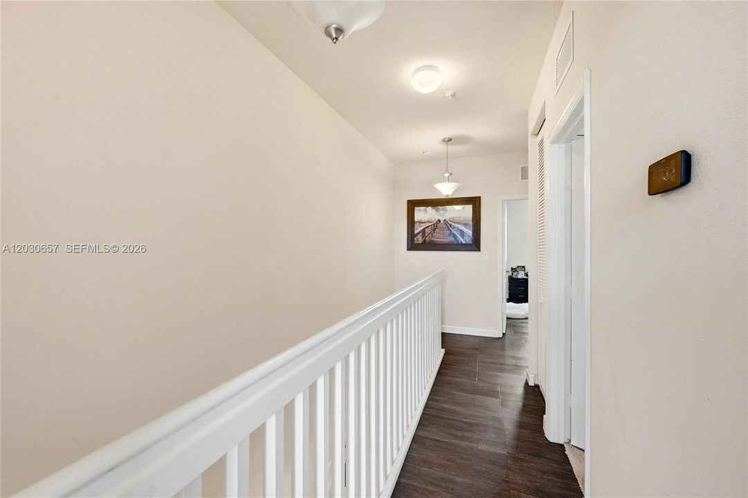 For Sale: $239,990 (3 beds, 2 baths, 1325 Square Feet)