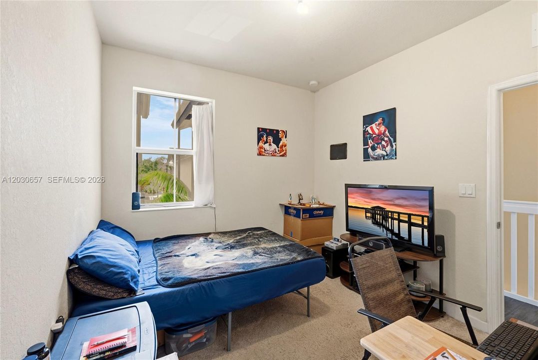 For Sale: $239,990 (3 beds, 2 baths, 1325 Square Feet)
