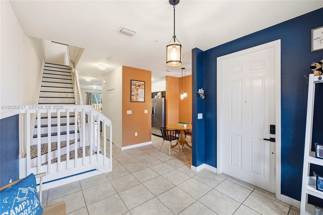 For Sale: $239,990 (3 beds, 2 baths, 1325 Square Feet)