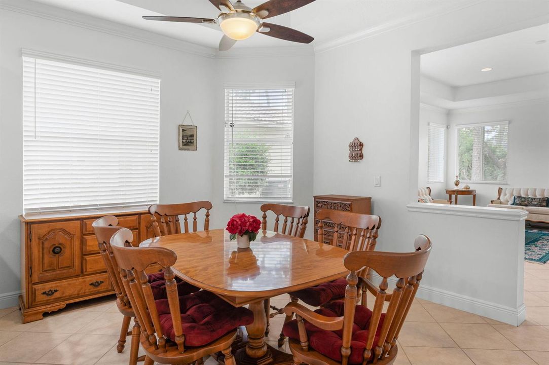 9-web-or-mls-7327 Sea Pines Ct - 9