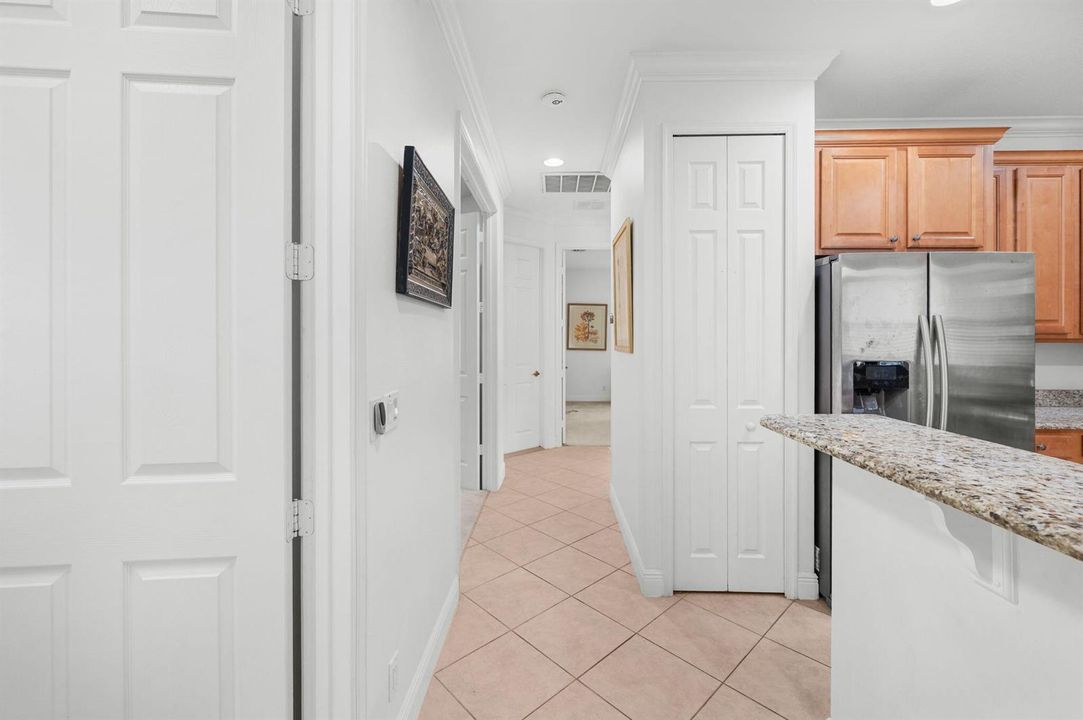 20-web-or-mls-7327 Sea Pines Ct - 20