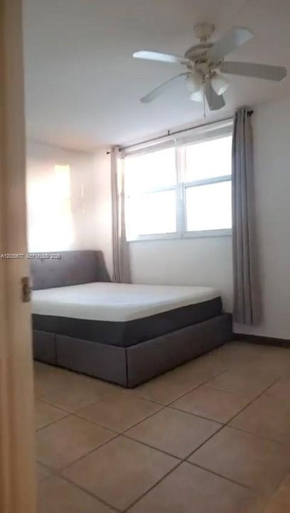 En Venta: $349,000 (2 camas, 2 baños, 1110 Pies cuadrados)