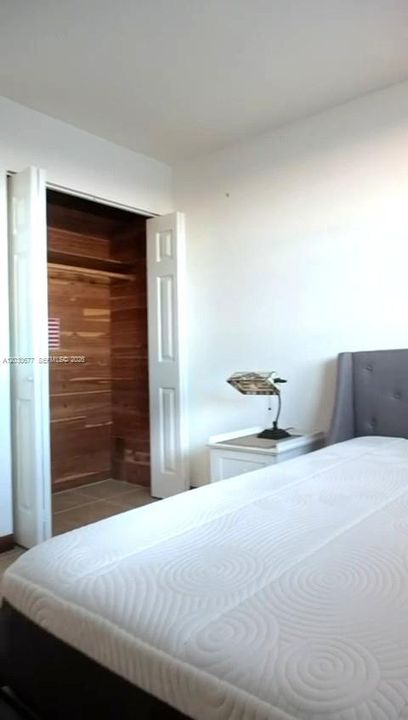En Venta: $349,000 (2 camas, 2 baños, 1110 Pies cuadrados)