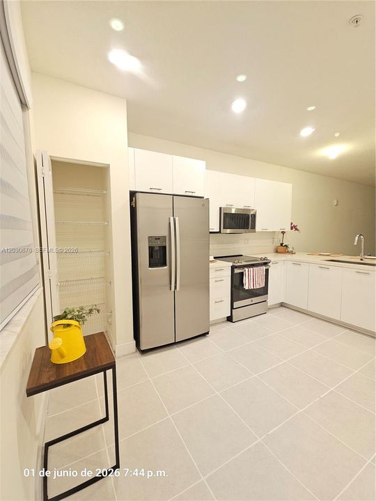 For Sale: $497,000 (3 beds, 2 baths, 1322 Square Feet)
