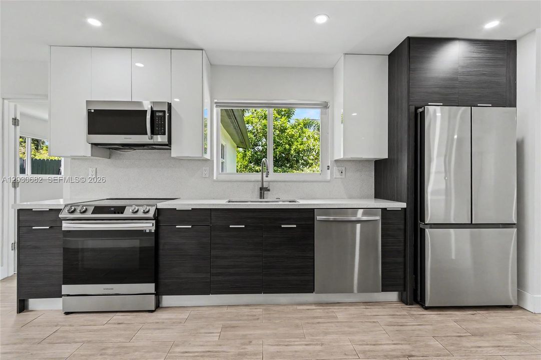 For Rent: $3,600 (3 beds, 2 baths, 1330 Square Feet)