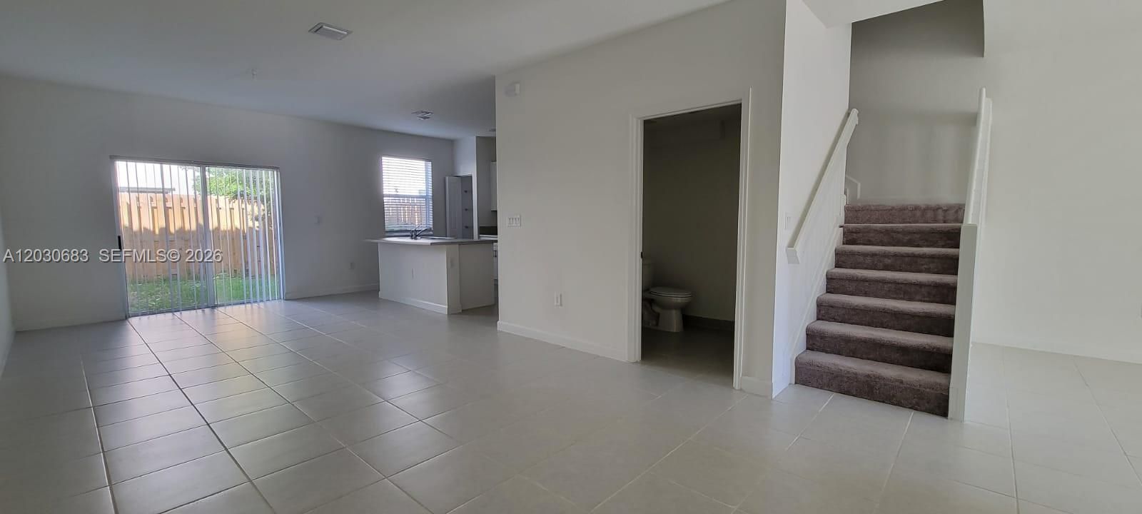 For Rent: $2,800 (3 beds, 2 baths, 1827 Square Feet)