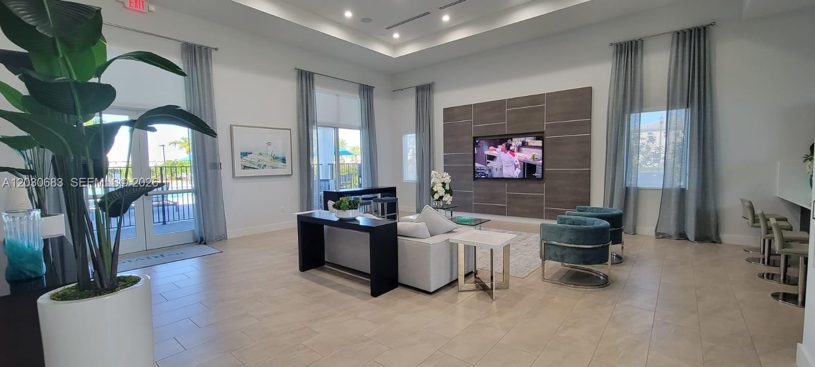 For Rent: $2,800 (3 beds, 2 baths, 1827 Square Feet)