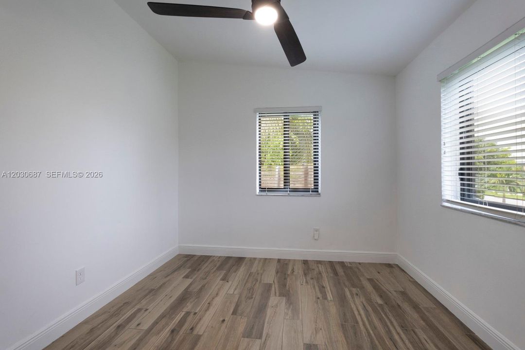 For Sale: $750,000 (4 beds, 2 baths, 1558 Square Feet)