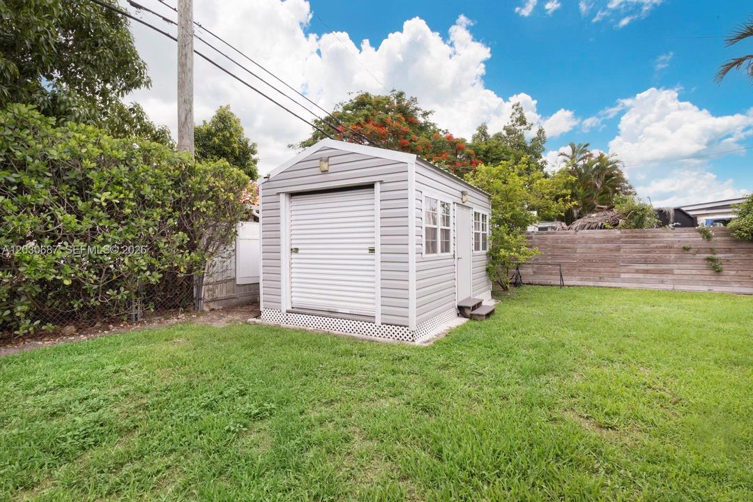 Yard/Exterior Shed with AC