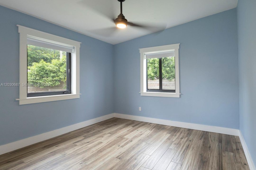 For Sale: $750,000 (4 beds, 2 baths, 1558 Square Feet)
