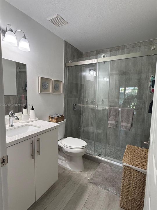 En Renta: $4,000 (3 camas, 2 baños, 1868 Pies cuadrados)