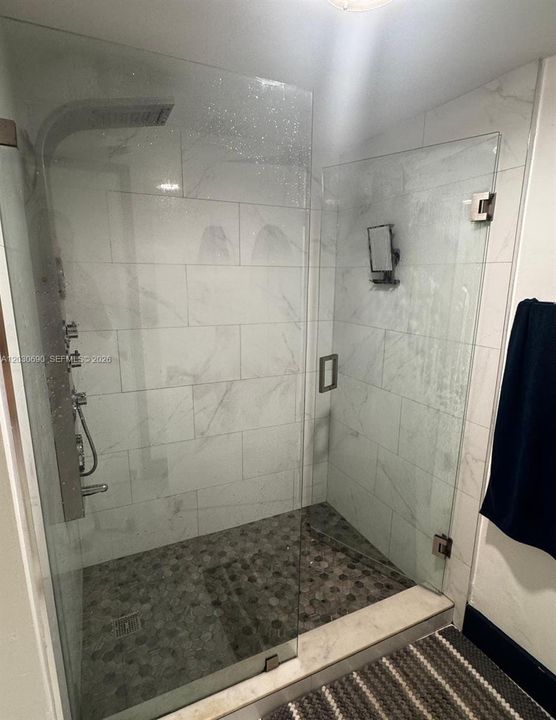 В аренду: $2,300 (2 спален, 1 ванн, 957 Квадратных фут)