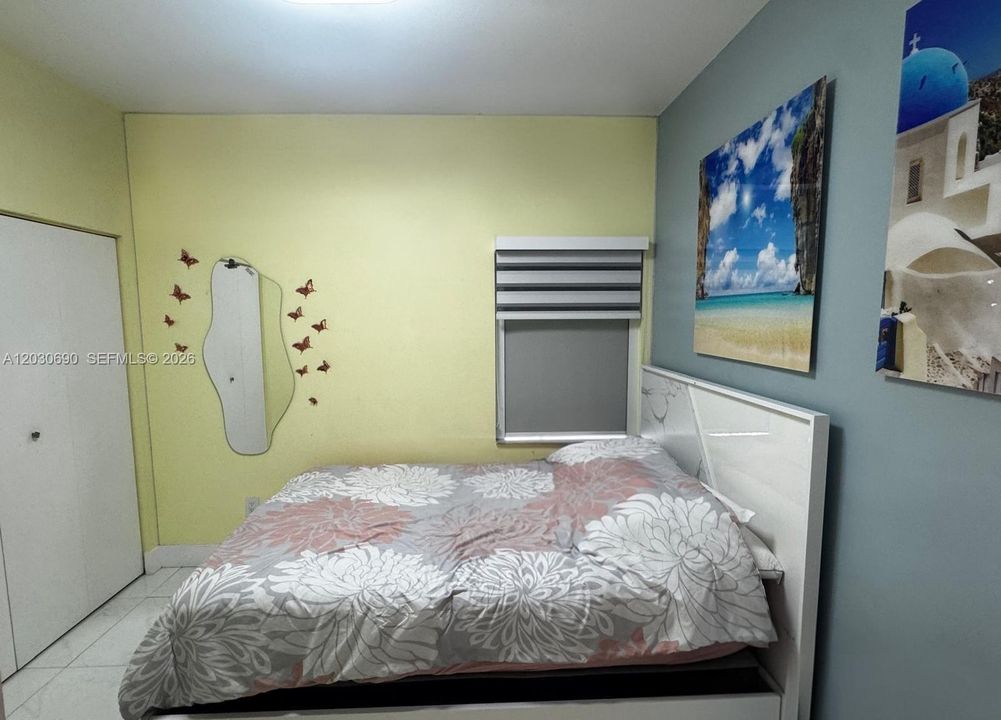 В аренду: $2,300 (2 спален, 1 ванн, 957 Квадратных фут)